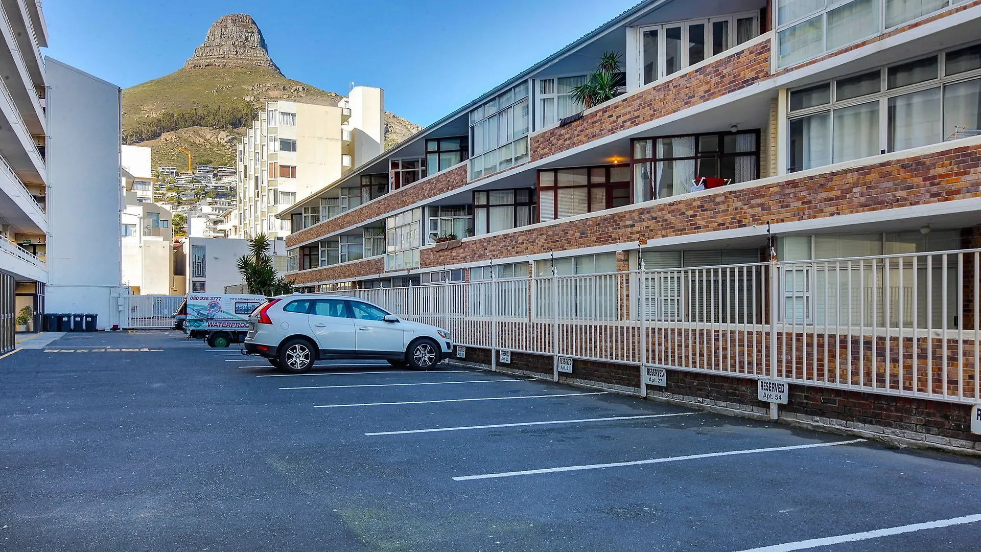 Backup Powered Sea View Apartment On The Promenade Cape Town South Africa